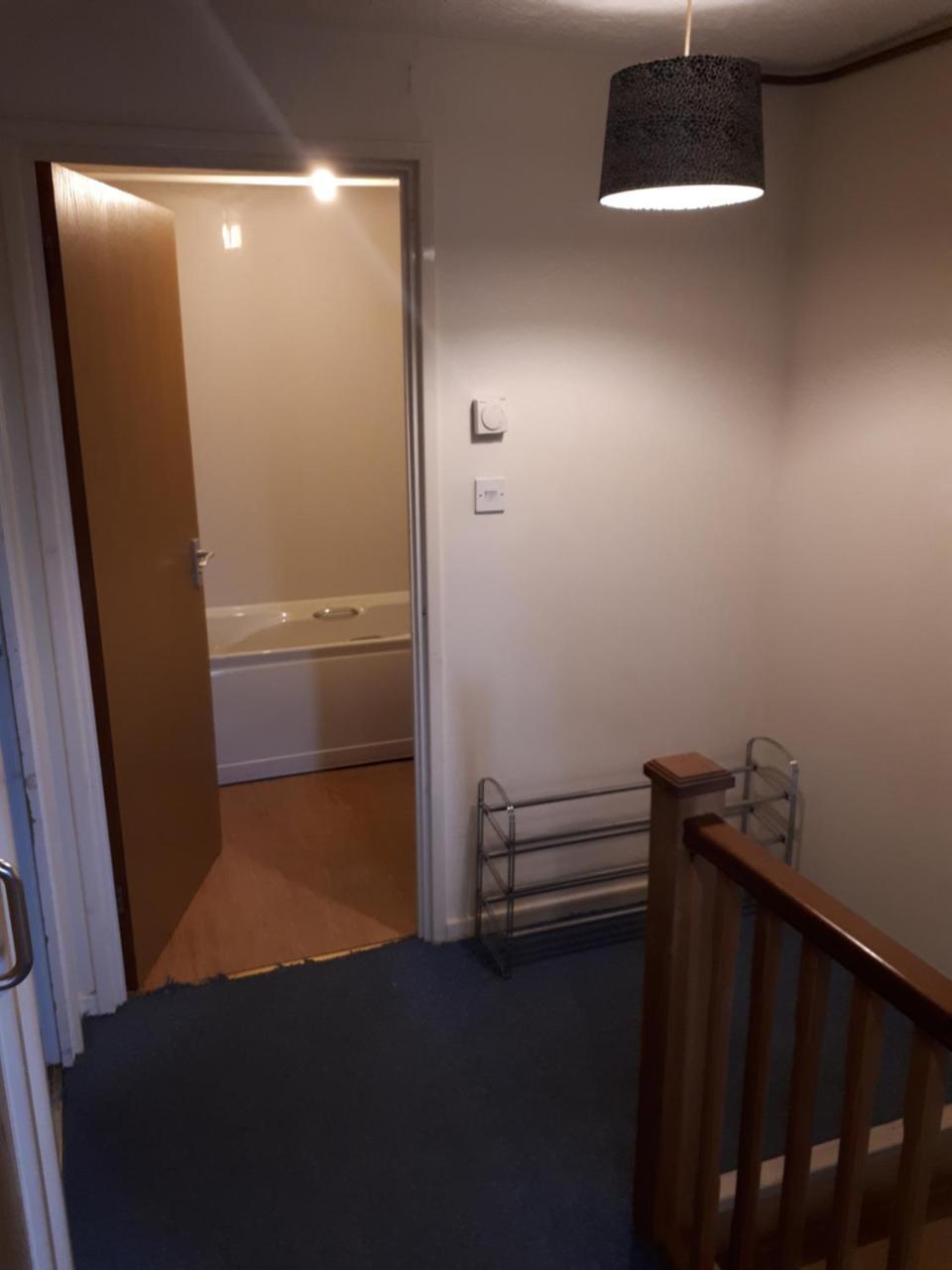 Marvellous Meridian Maisonette Ifield 外观 照片