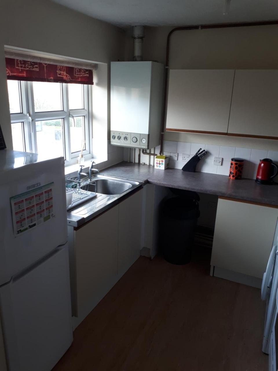 Marvellous Meridian Maisonette Ifield 外观 照片